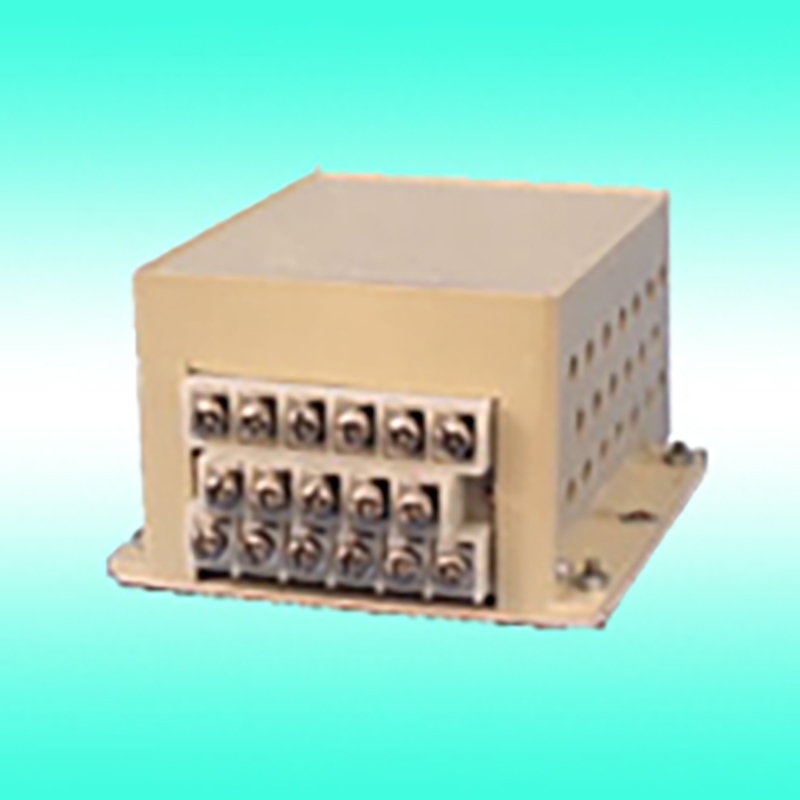 FJQ-3三相移相或(huò)過零可控矽觸(chù)發附加器